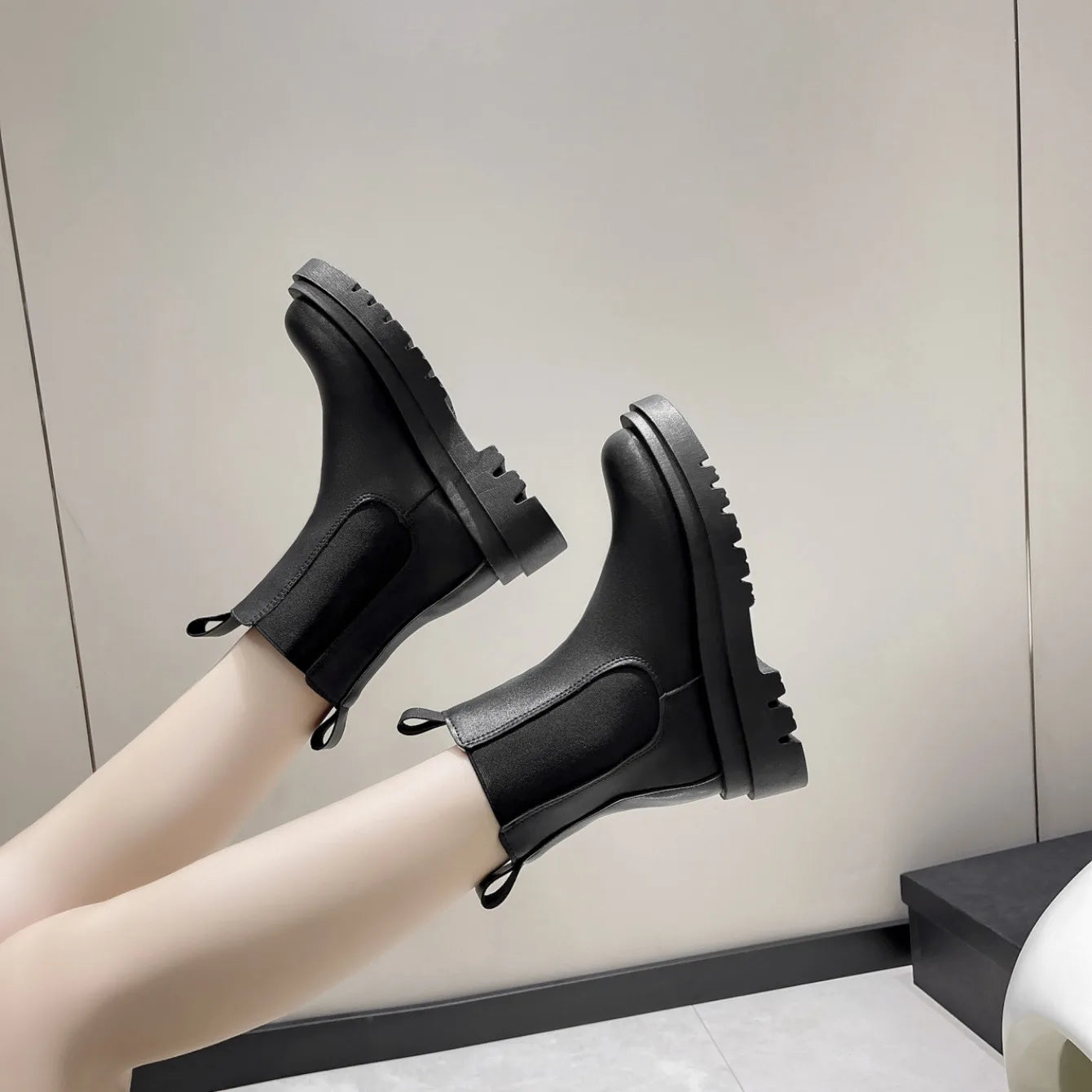 Moonwalk | MISKiES
